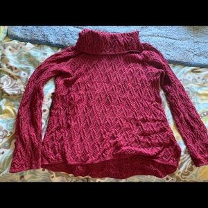 Pretty turtle neck sweater with unique stitching